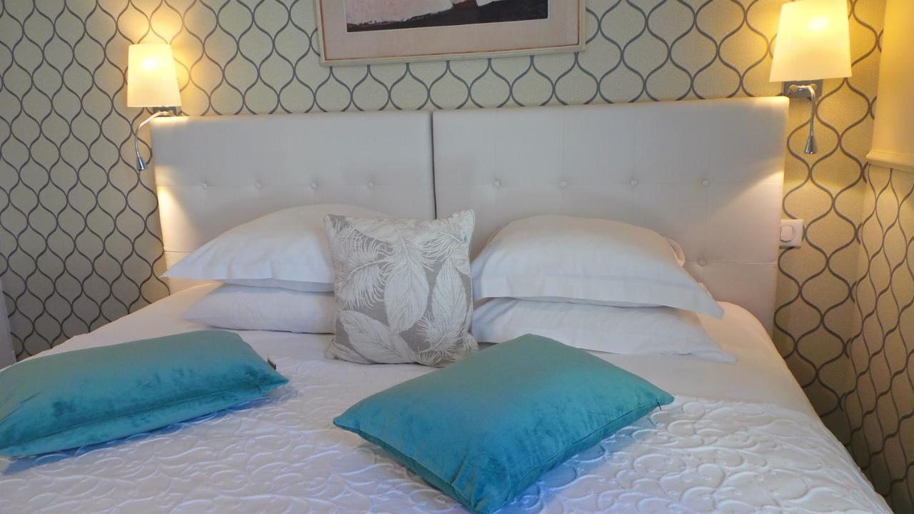 Hotel Relais Du Postillon Antibes Exterior photo