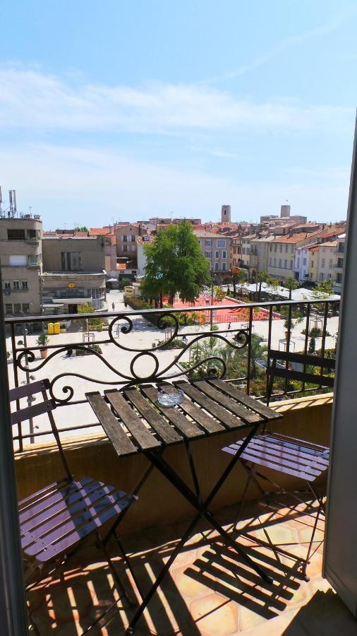Hotel Relais Du Postillon Antibes Exterior photo